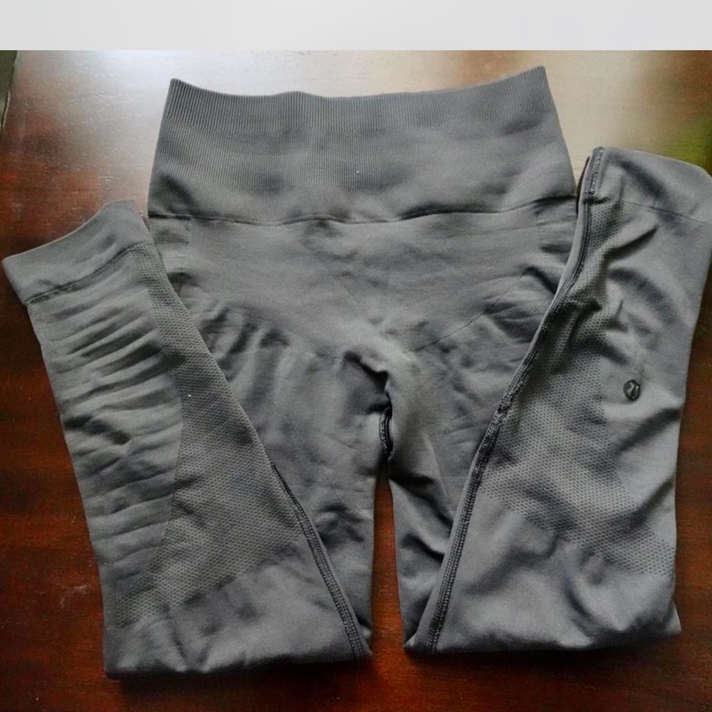 Lulu lemon leggings
